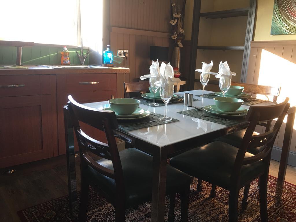 Meadowbank Apartments Единбург Екстериор снимка